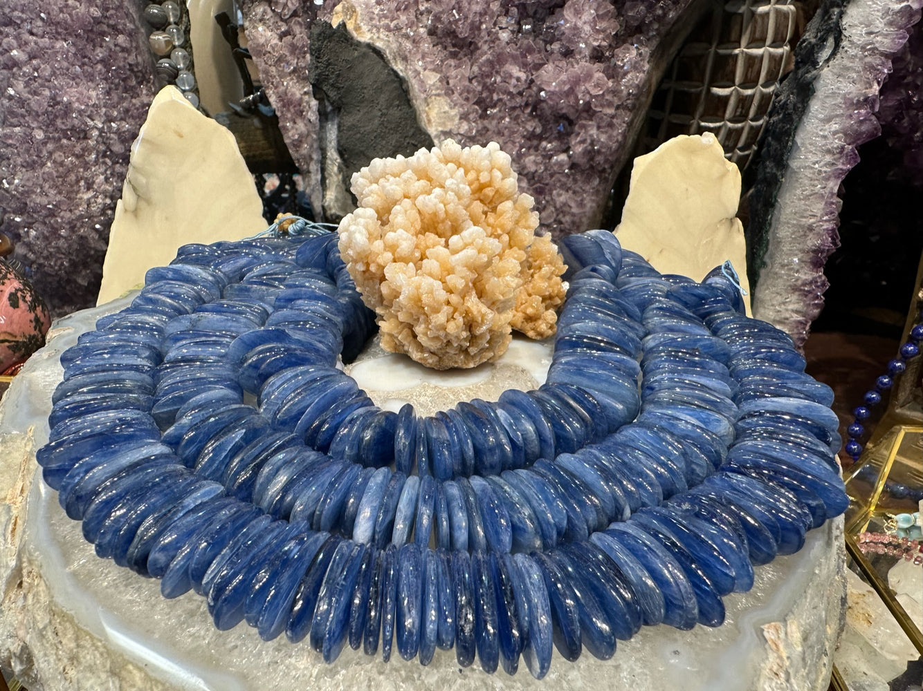 Huge Stunning Large blue kyanite chatoyant top drilled gemstone beads