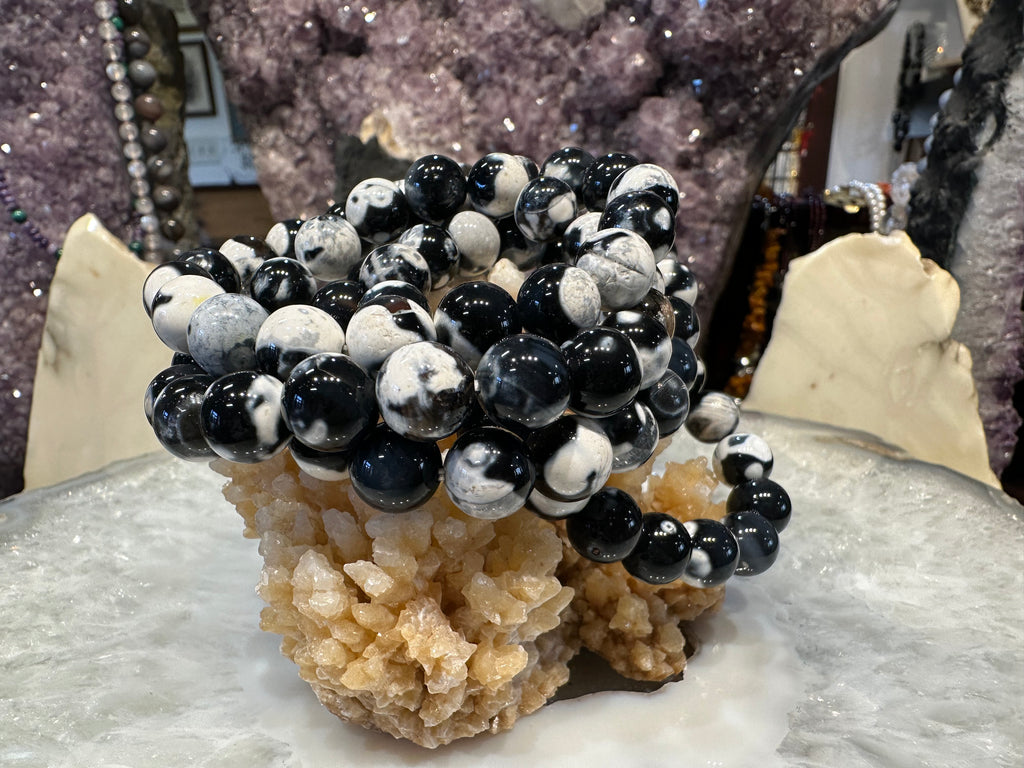 11mm Orca agate gemstone bracelet