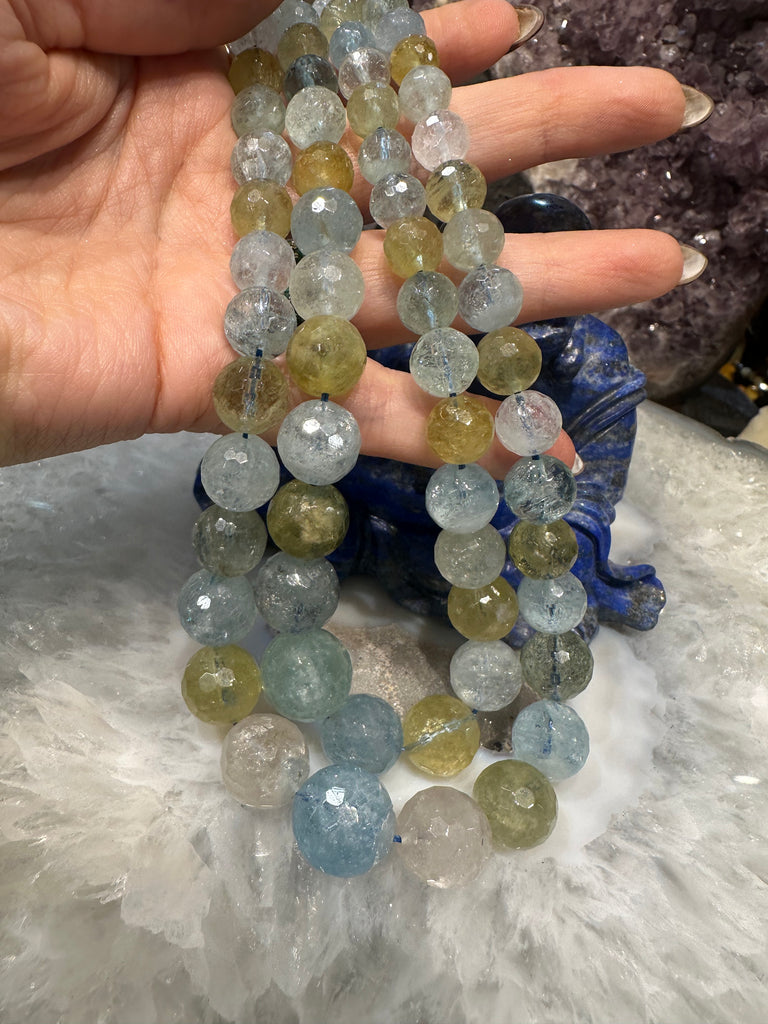 Gorgeous aquamarine faceted 7-15mm graduated gemstones beads