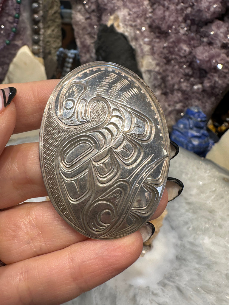 Sterling silver oval gitxsan eagle native pendant pin