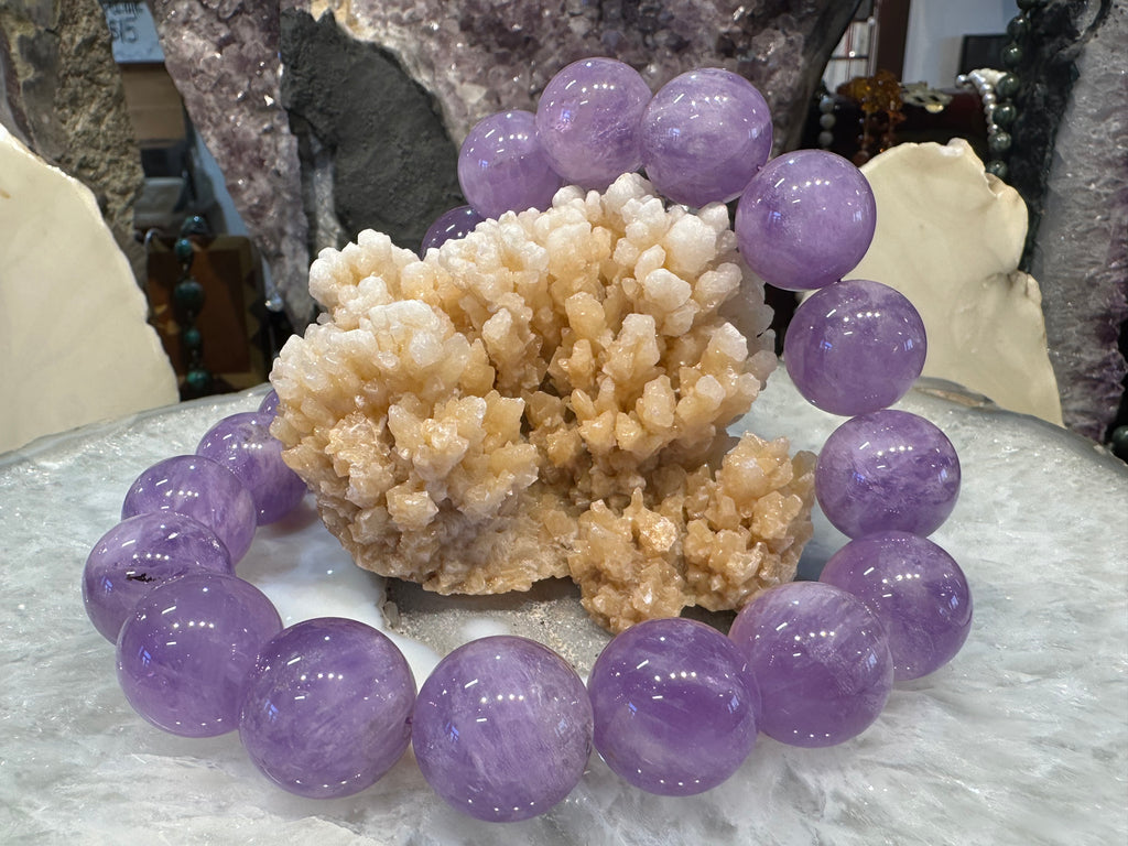 20mm Beautiful Lavender Amethyst Round Gemstone Beads