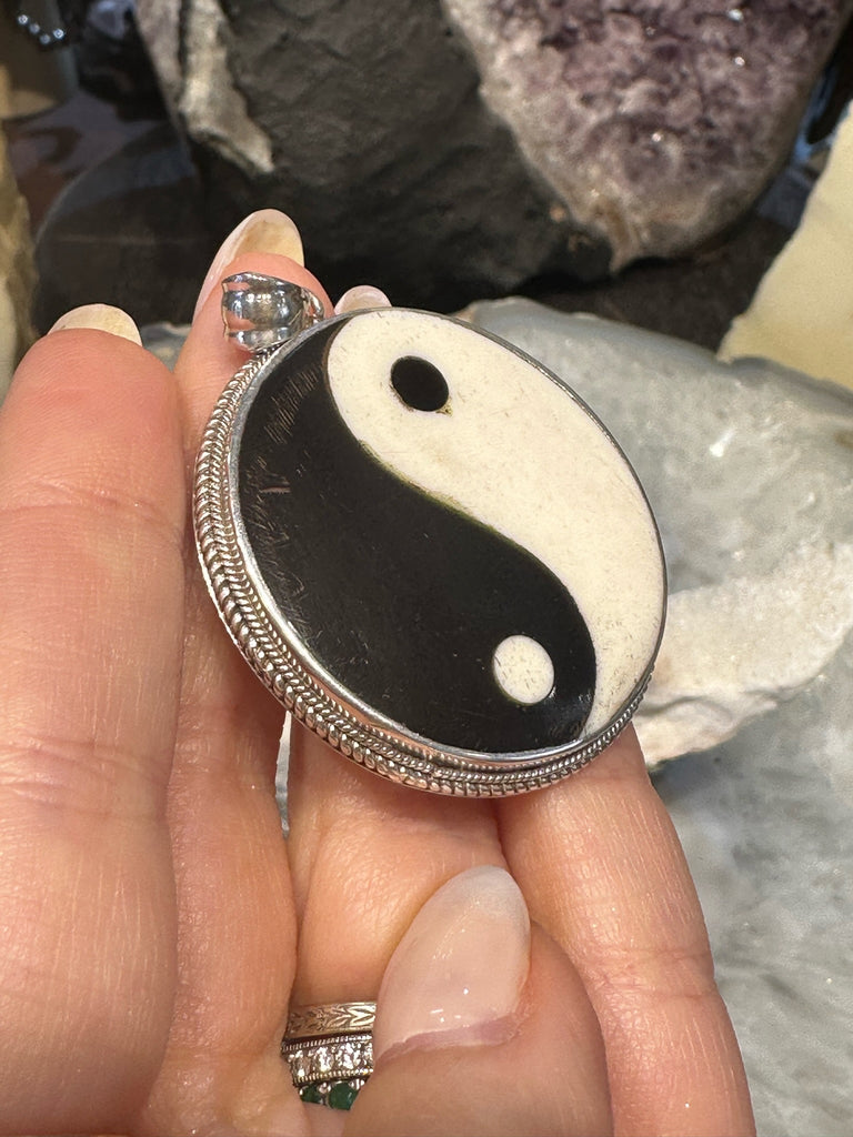 Handmade Natural Black & White Ying Yang Sterling Silver Pendant