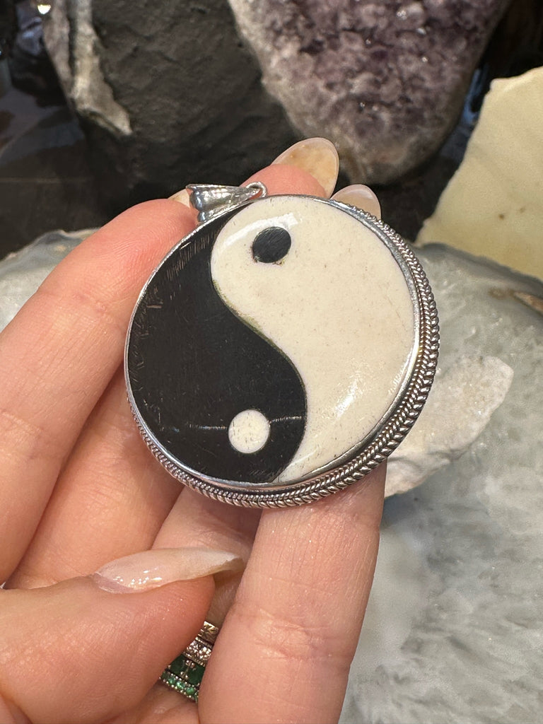 Handmade Natural Black & White Ying Yang Sterling Silver Pendant