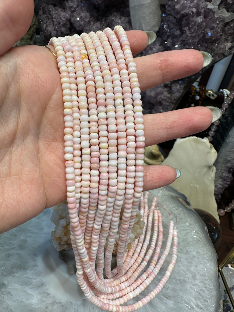 Natural conch 4mm smooth rondelle gemstone beads