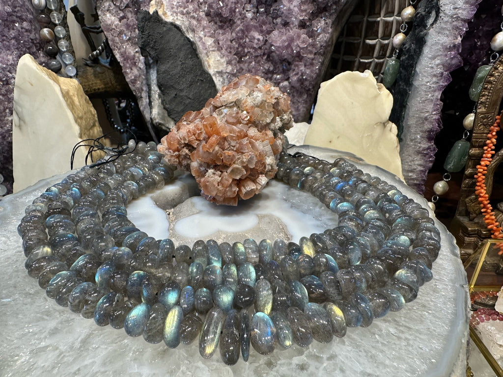 Large Stunning blue flash labradorite nugget gemstones beads (10-20mm)