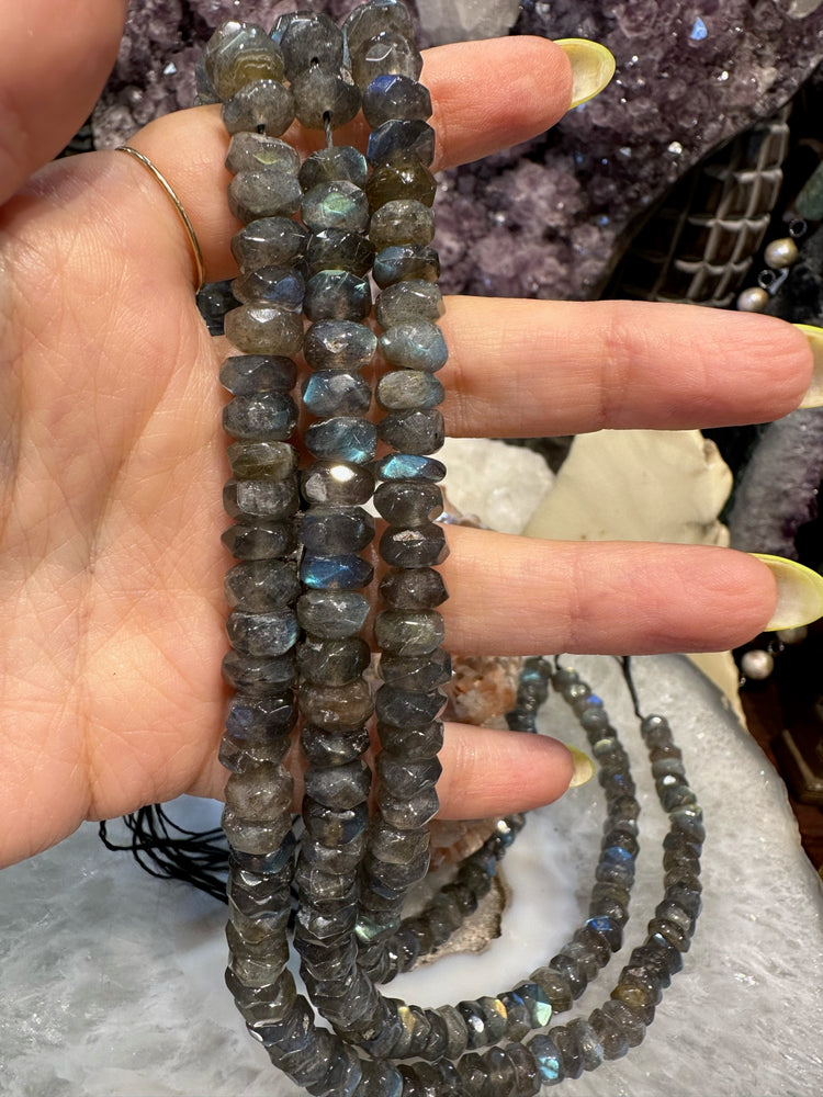 9mm Stunning blue flash labradorite faceted cut gemstones beads