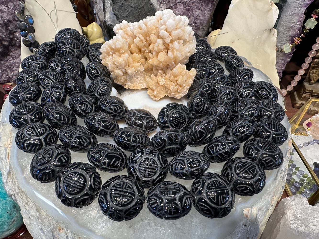 Black agate carved shou 20mm gemstone beads