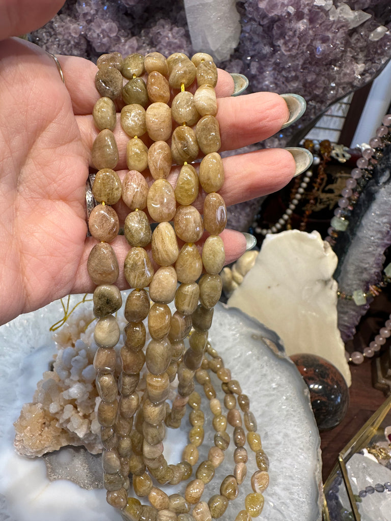 Yellow tourmaline 8-10mm nugget gemstone