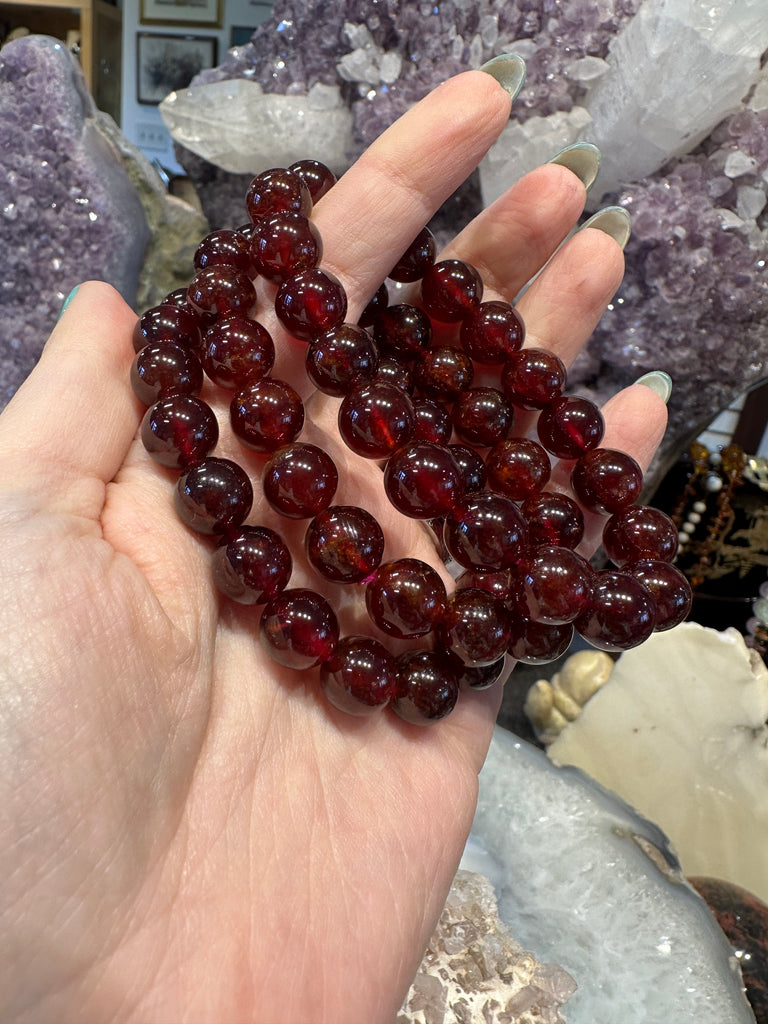 Gorgeous garnet 10.5mm gemstone bracelet